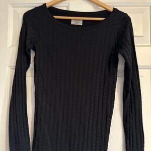 Athleta Black cold gear long sleeve top - small